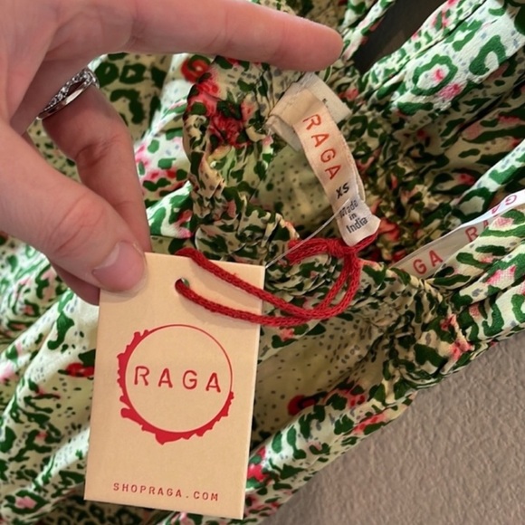 NWT RAGA Kochi Open Back Halter Maxi Dress Size Size X-Small - Picture 9 of 9